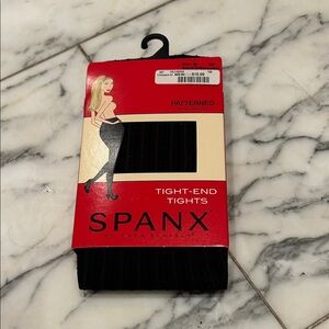 SPANX Black Patterned Tight-End Tights size B new never opened or worn